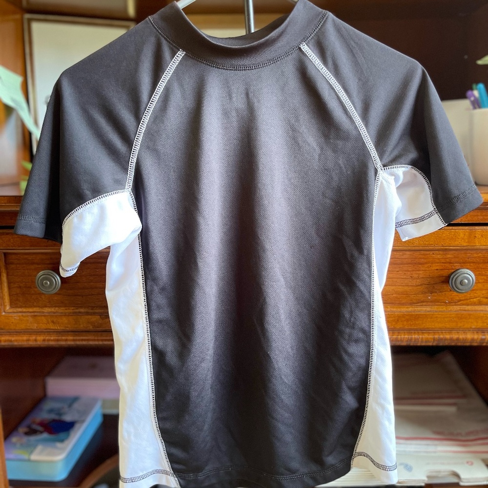 Ocean pacific Swimwear shirt size large